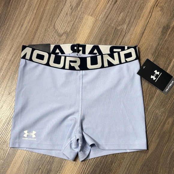 UNDER ARMUOR Women's Light Blue Athletic Shorts - Picture 1 of 4